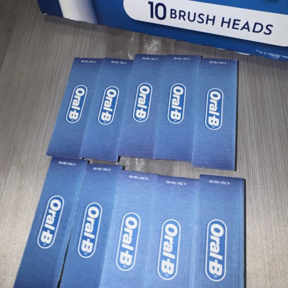 NEW Oral B Replacement Brush Heads Crossaction X 10 Pack Open Box